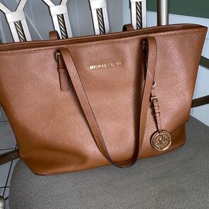 Michael Kors Tote
